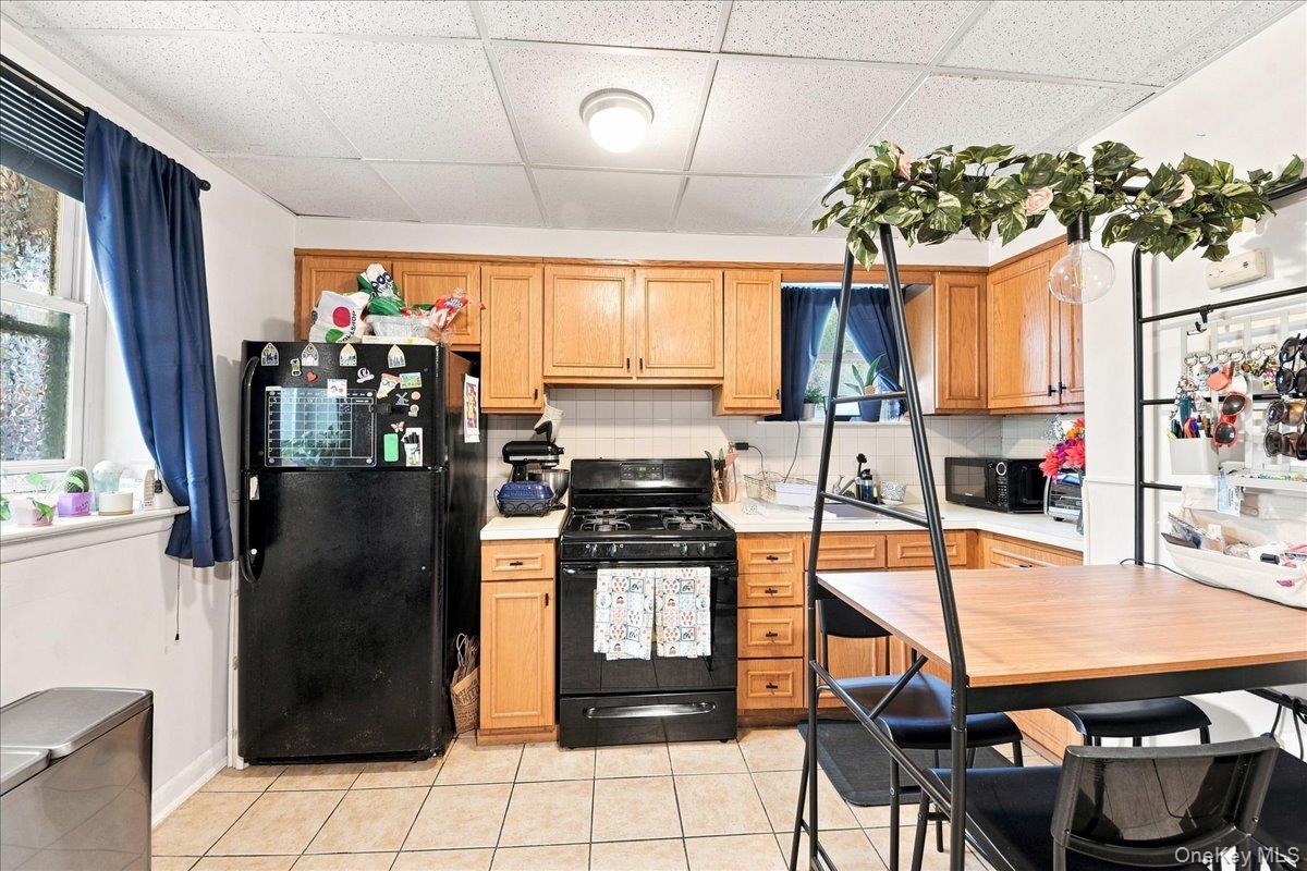 841 Swinton Avenue – For Sale photo 24