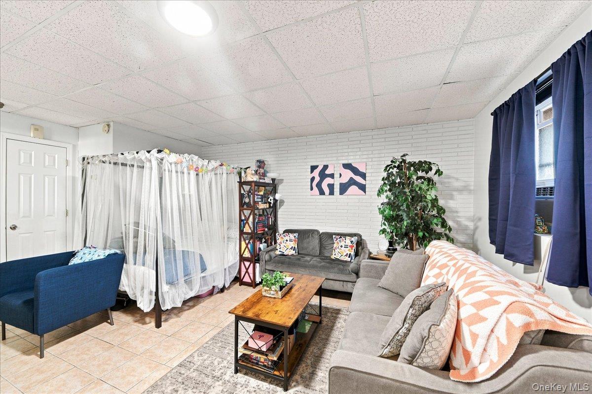 841 Swinton Avenue – For Sale photo 21