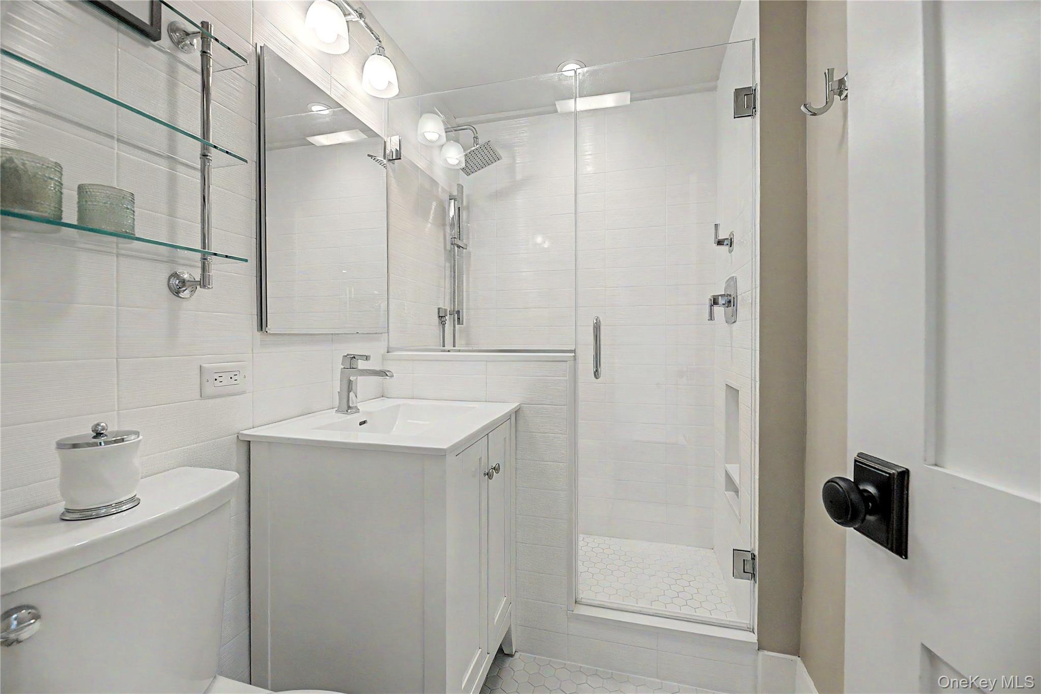 20 Old Mamaroneck Road, Unit 5C photo 33