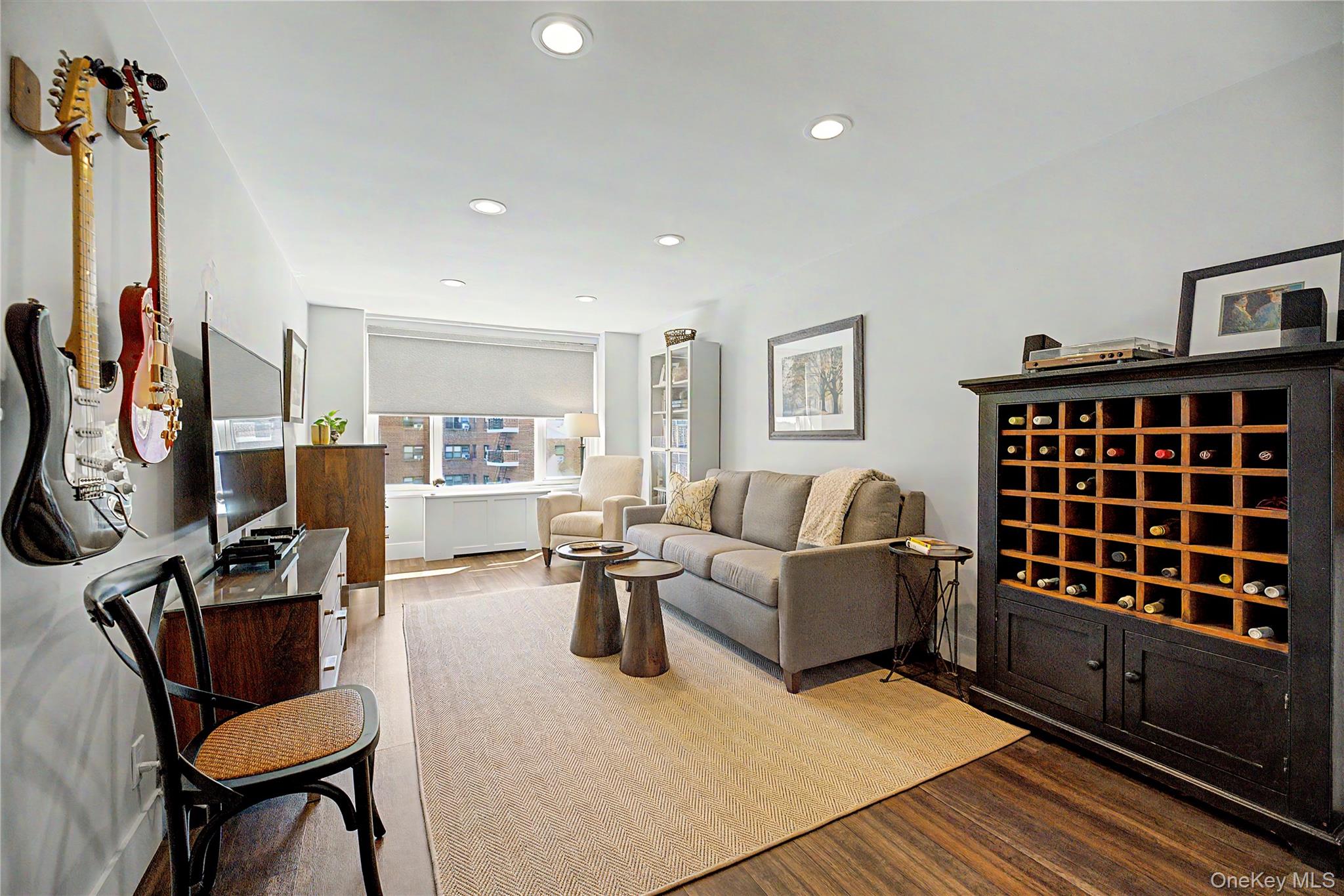 20 Old Mamaroneck Road, Unit 5C photo 23