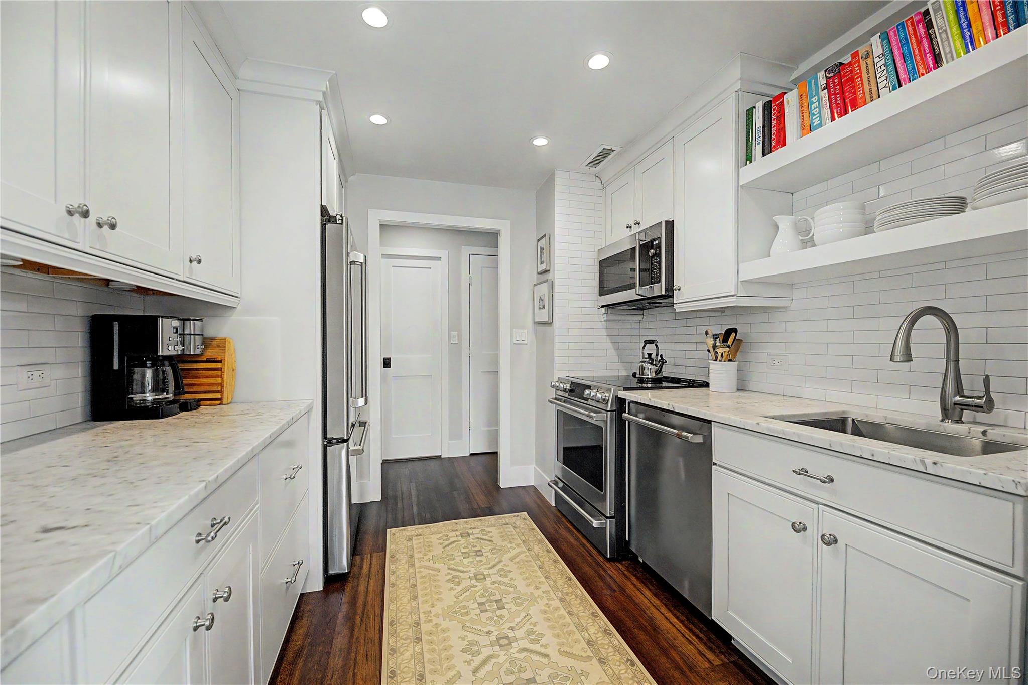 20 Old Mamaroneck Road, Unit 5C photo 13