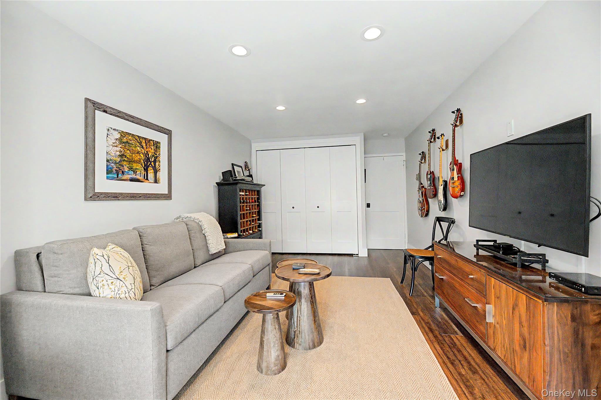 20 Old Mamaroneck Road, Unit 5C photo 25