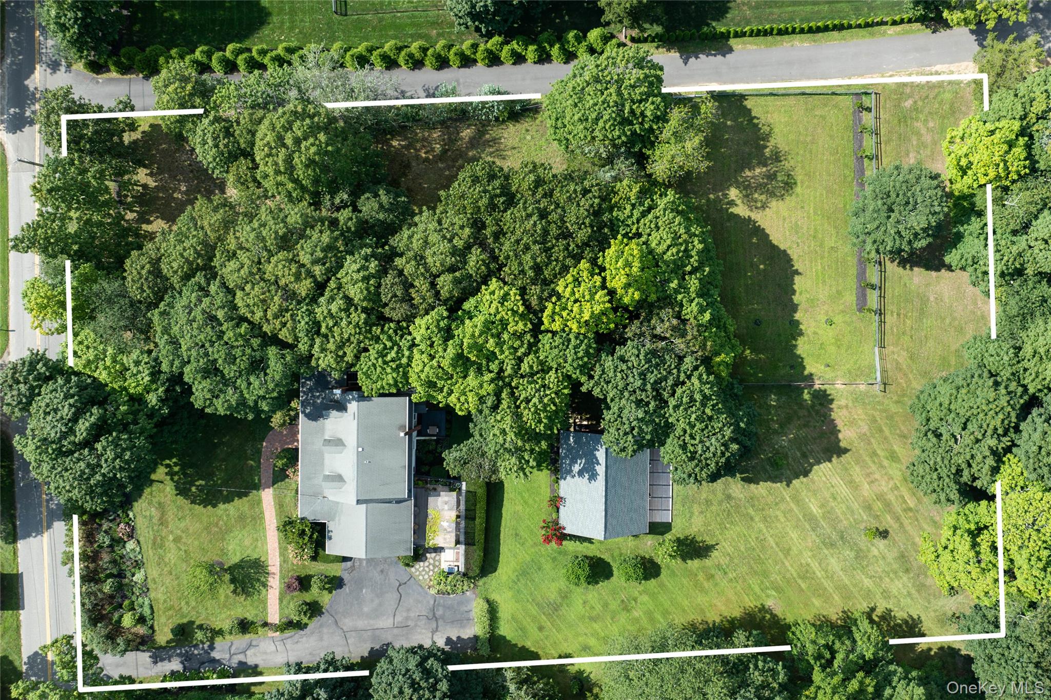 184 Phillips Lane – For Sale photo 33