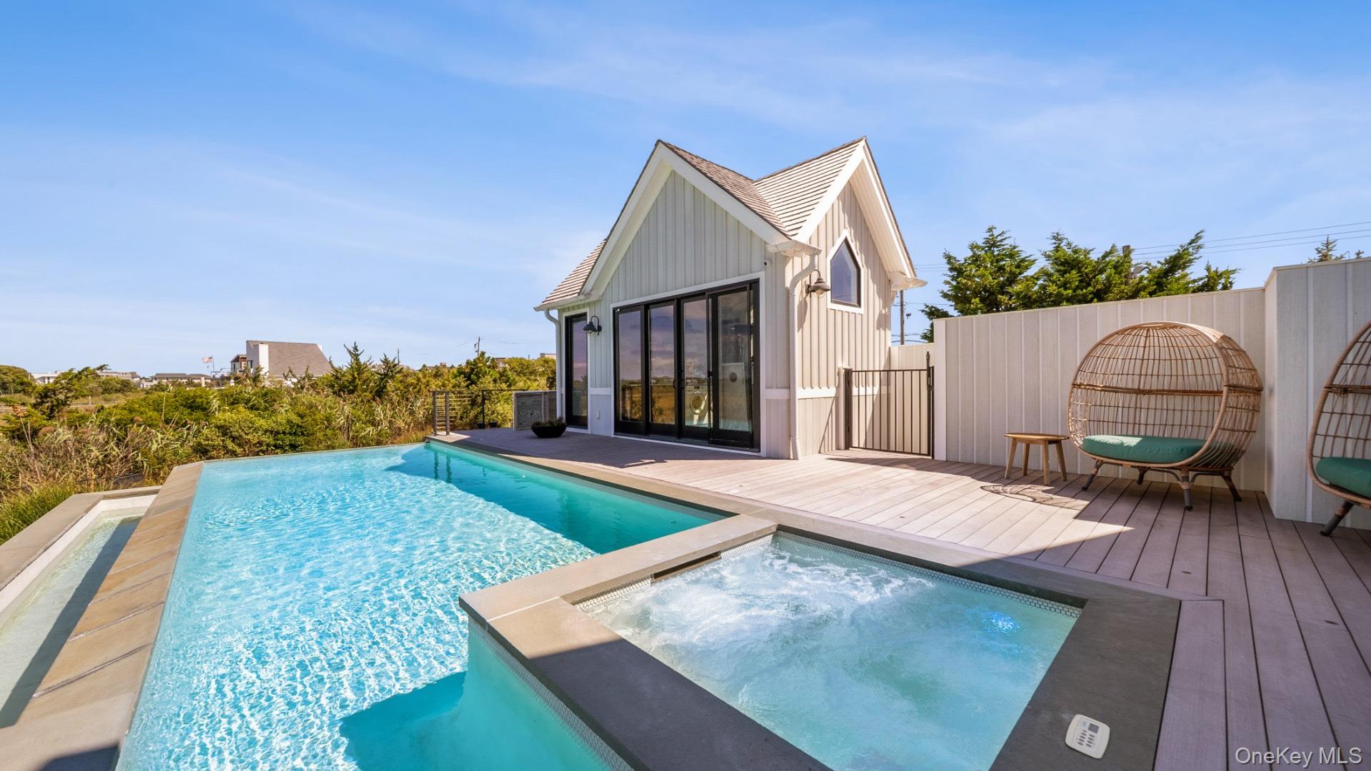 102 & 92 Dune Road – For Sale photo 3