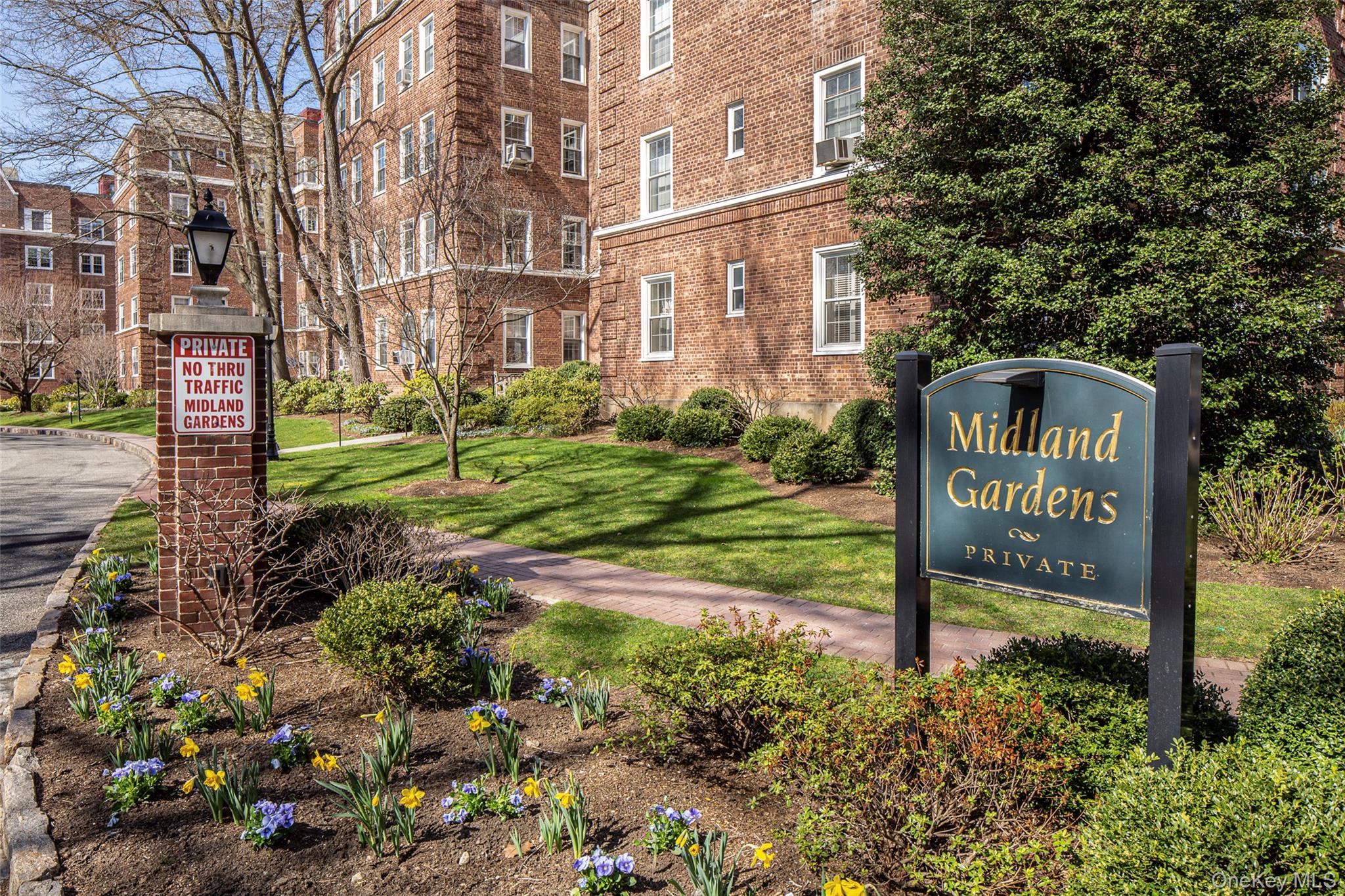 2 Midland Gardens Avenue, Unit 2C