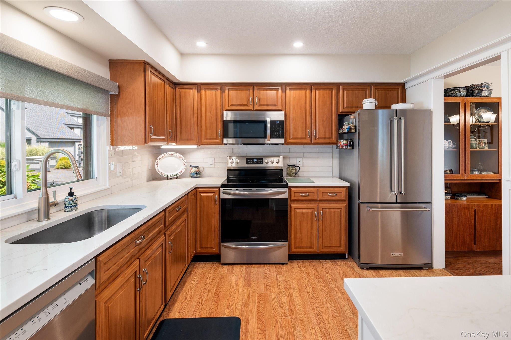 332 Heritage Hills, Unit B photo 9