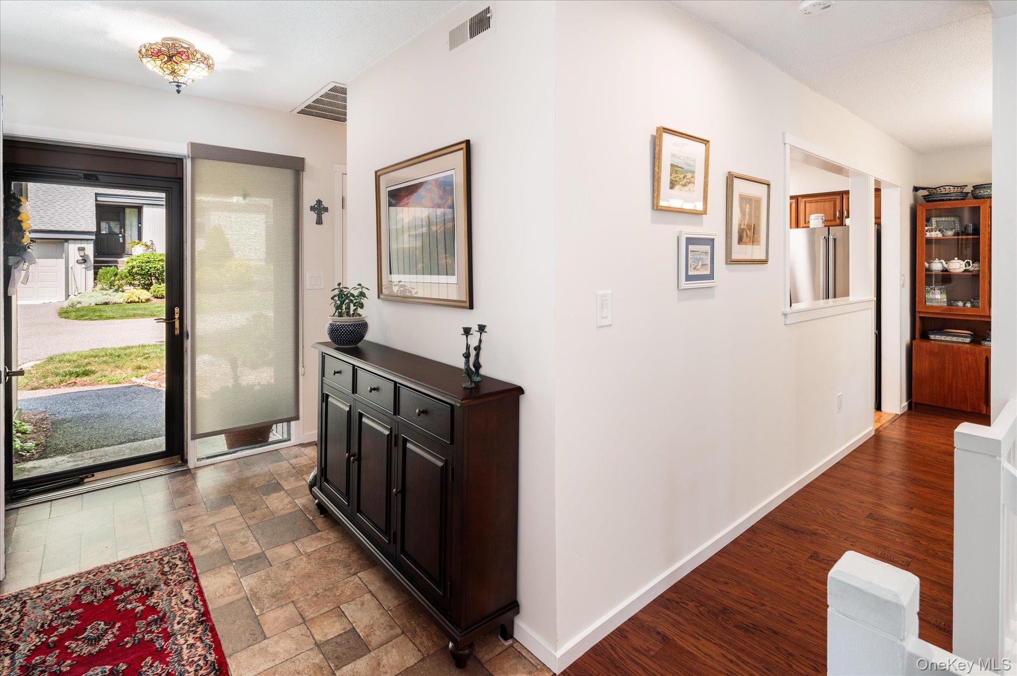 332 Heritage Hills, Unit B photo 19