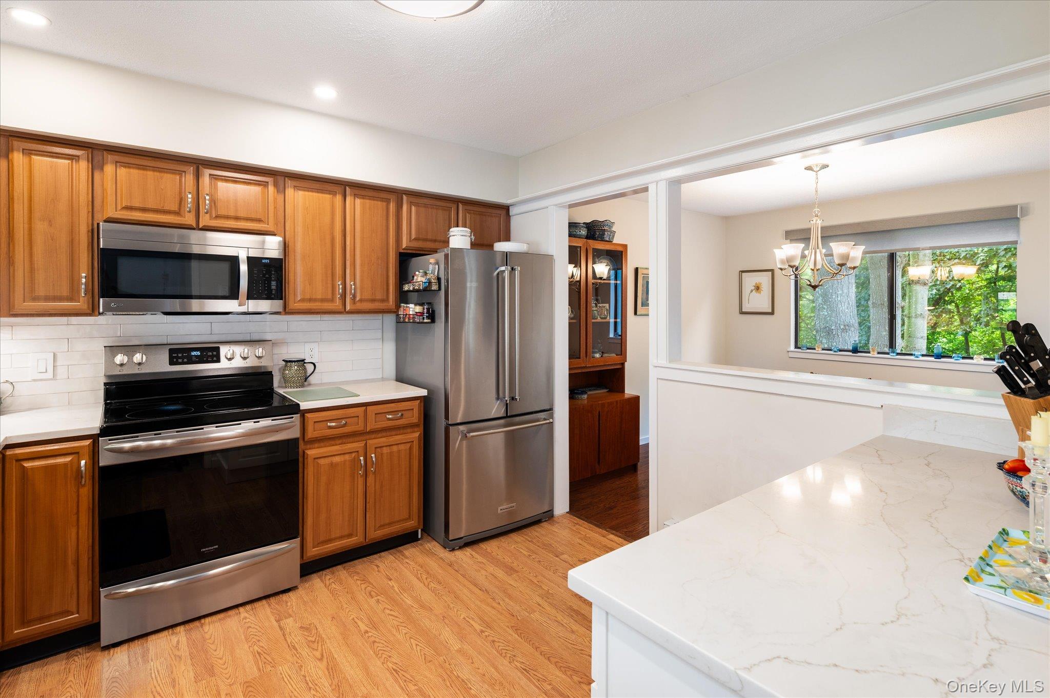 332 Heritage Hills, Unit B photo 10