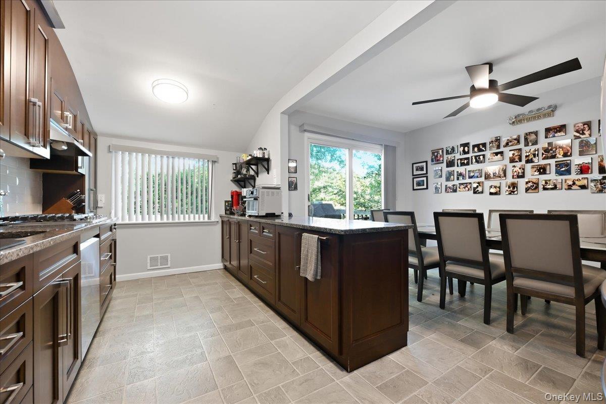 357 Town Line Road – For Sale photo 7