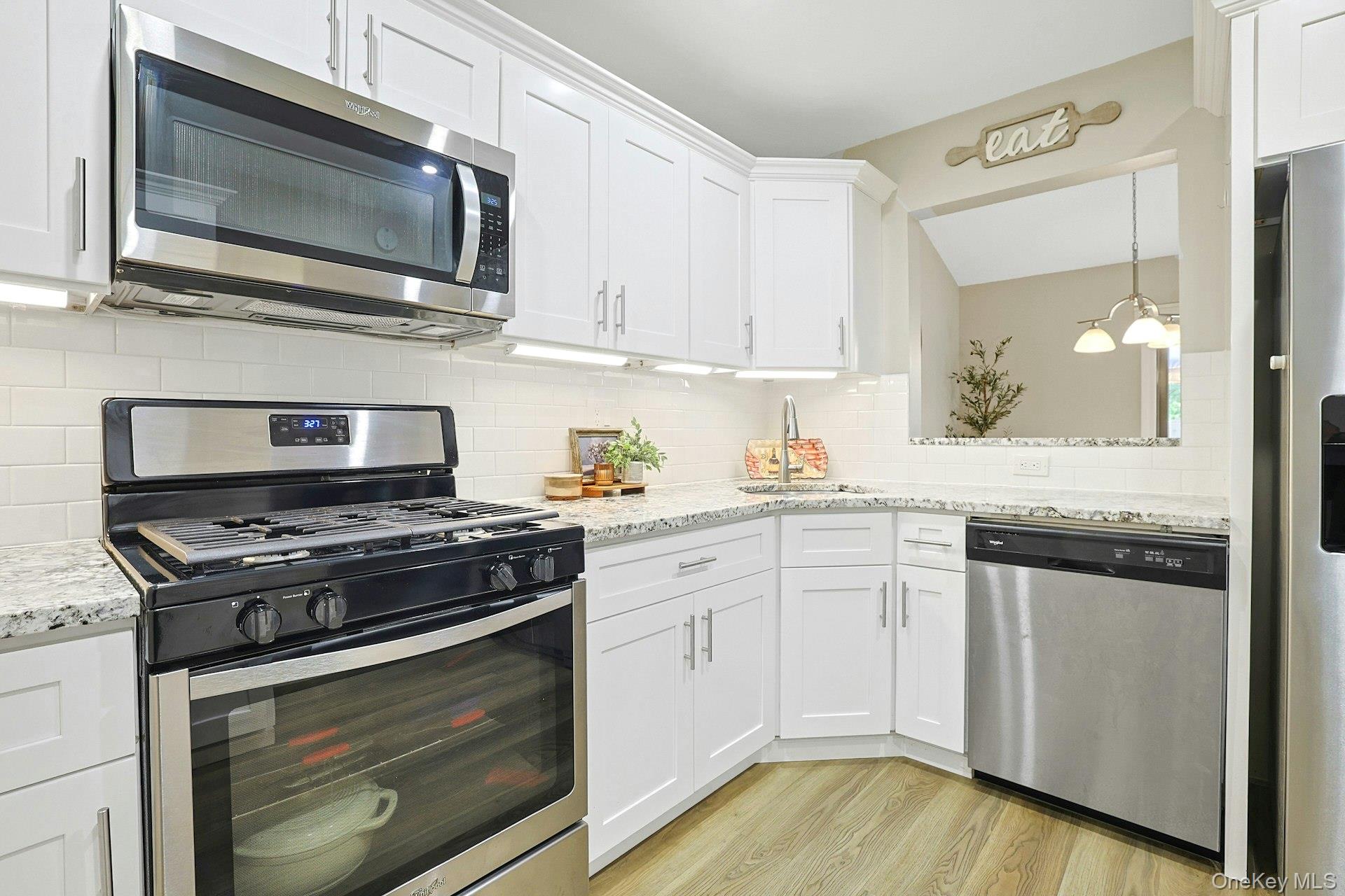 195 Treetop Circle – For Sale photo 6