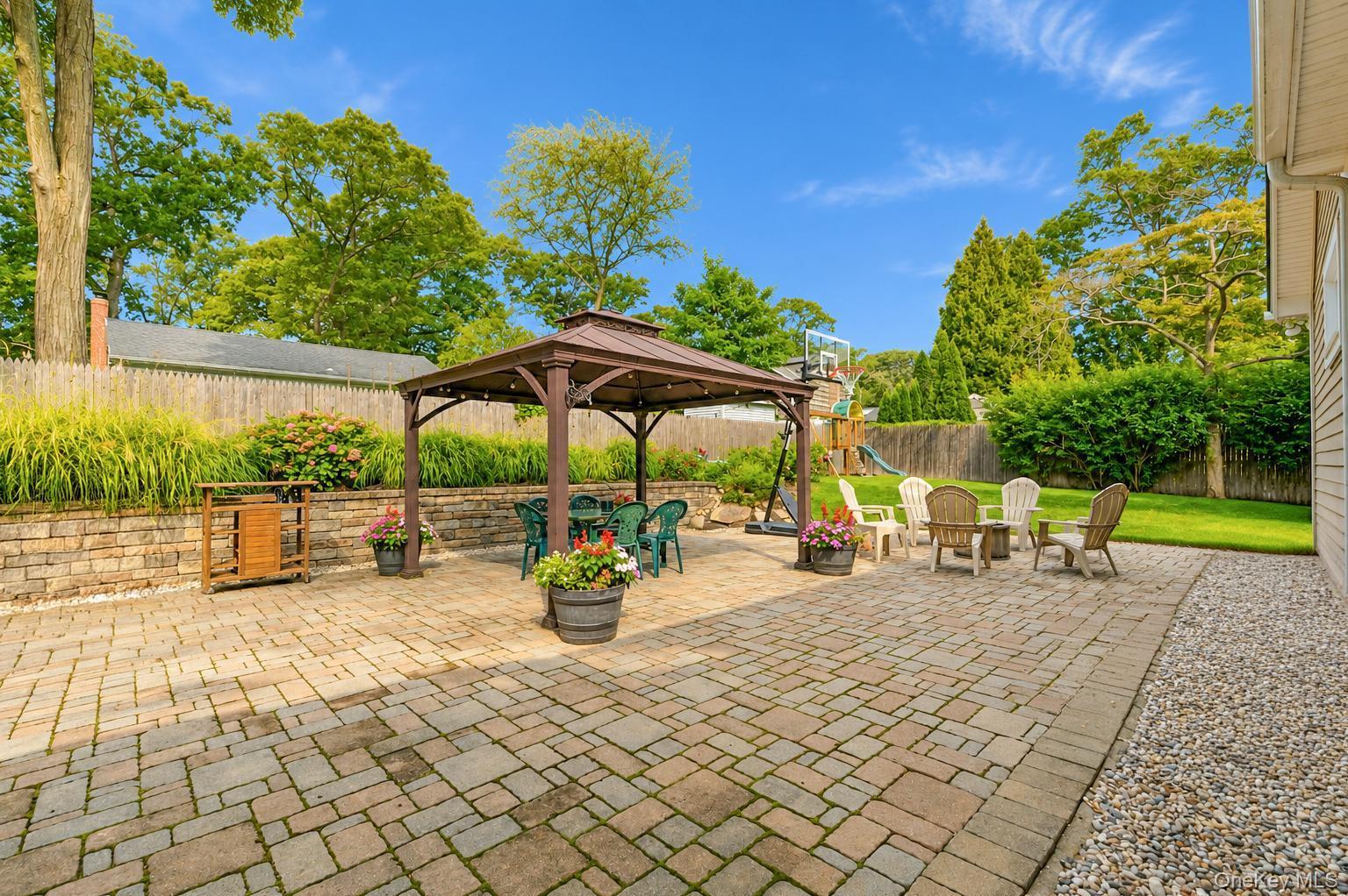 30 Pansy Road – For Sale photo 34