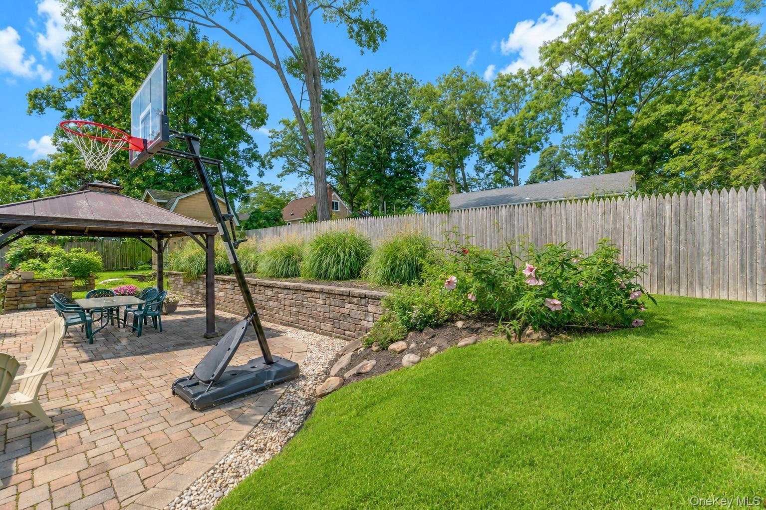 30 Pansy Road – For Sale photo 39