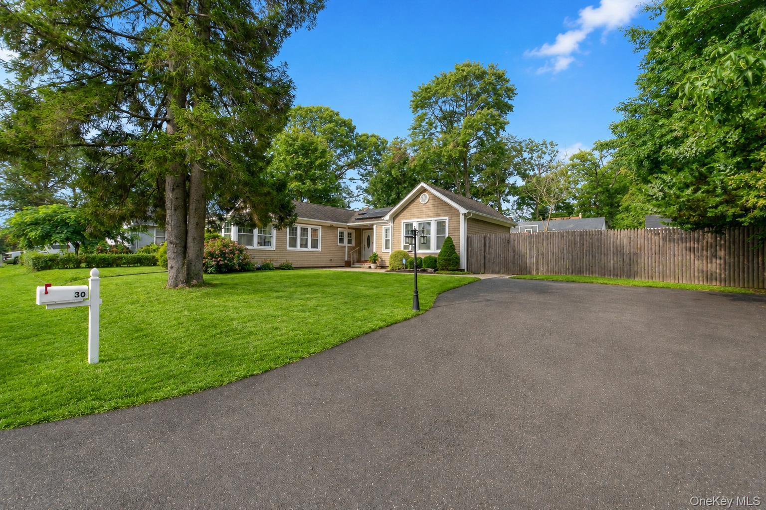 30 Pansy Road – For Sale photo 37