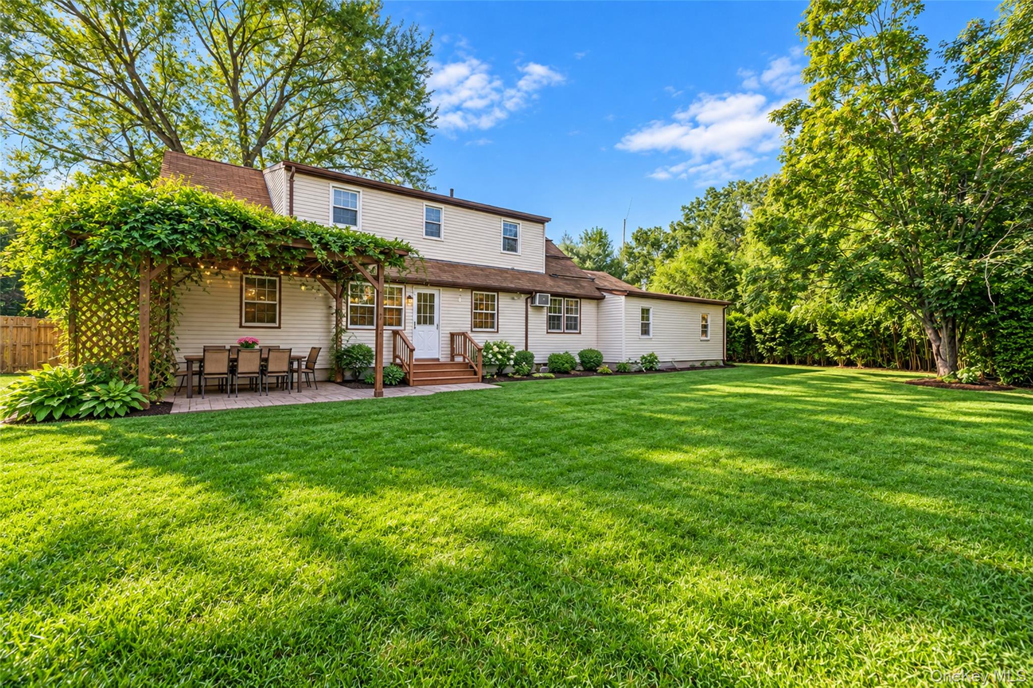 3698 Horseblock Road – For Sale photo 27
