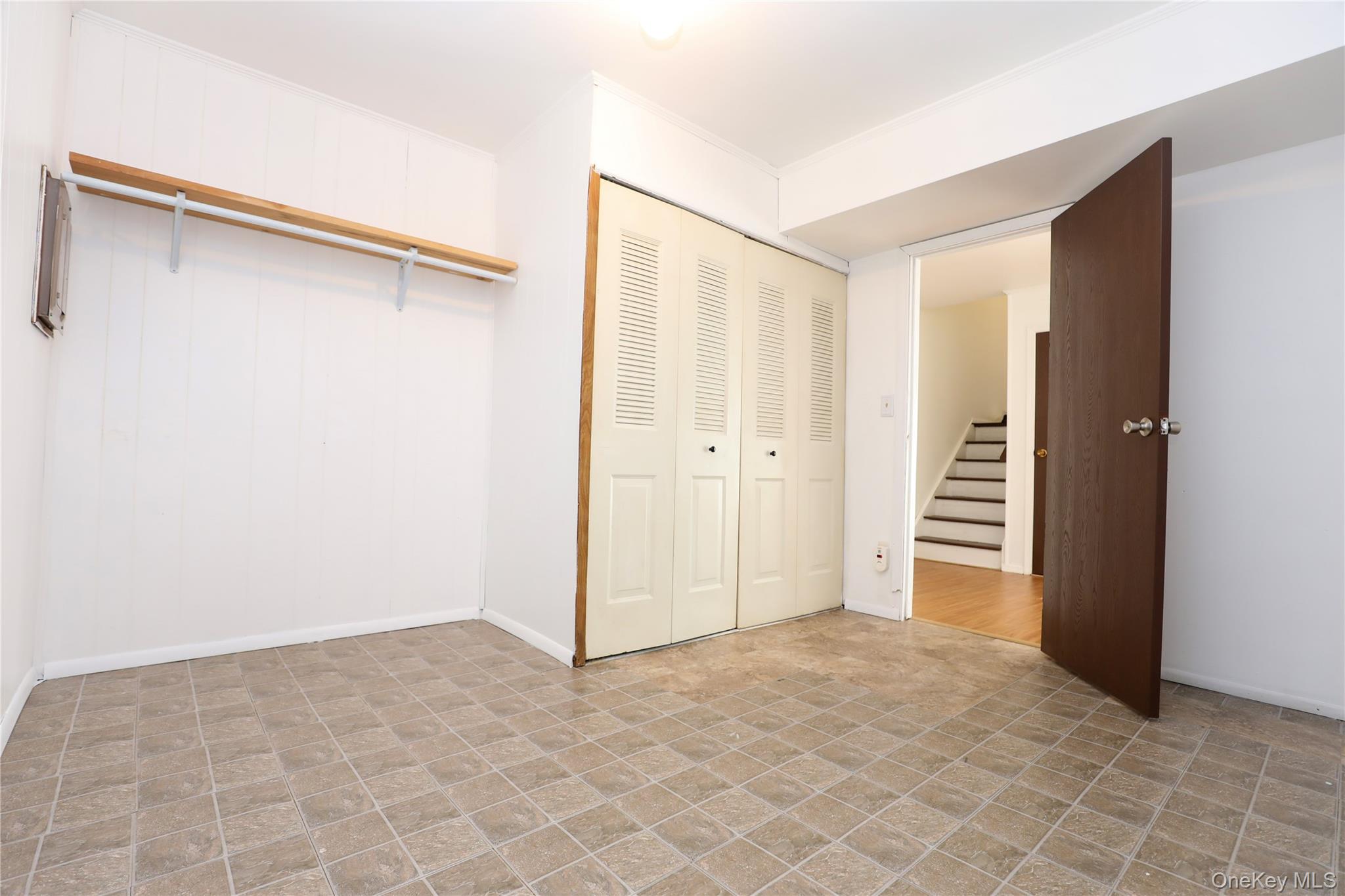 259 Village Court – For Rent photo 3