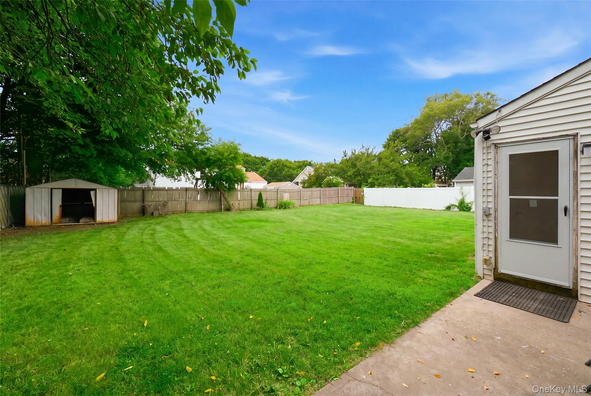 710 Bourdois Avenue – For Sale photo 20