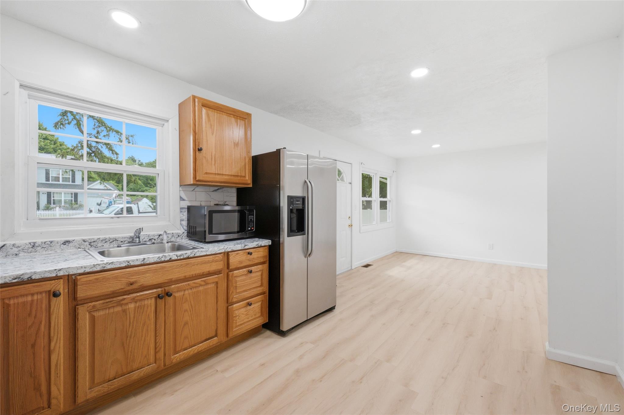 710 Bourdois Avenue – For Sale photo 11