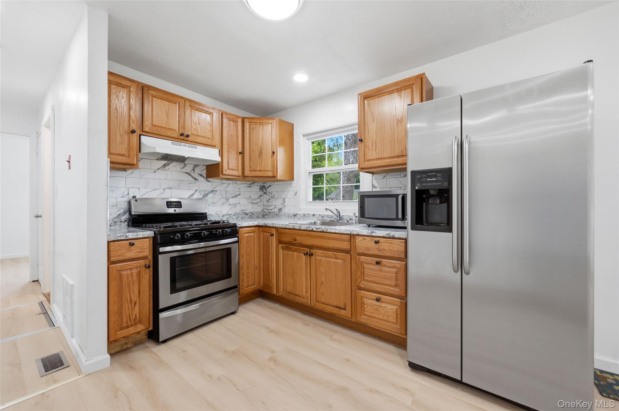 710 Bourdois Avenue – For Sale photo 10