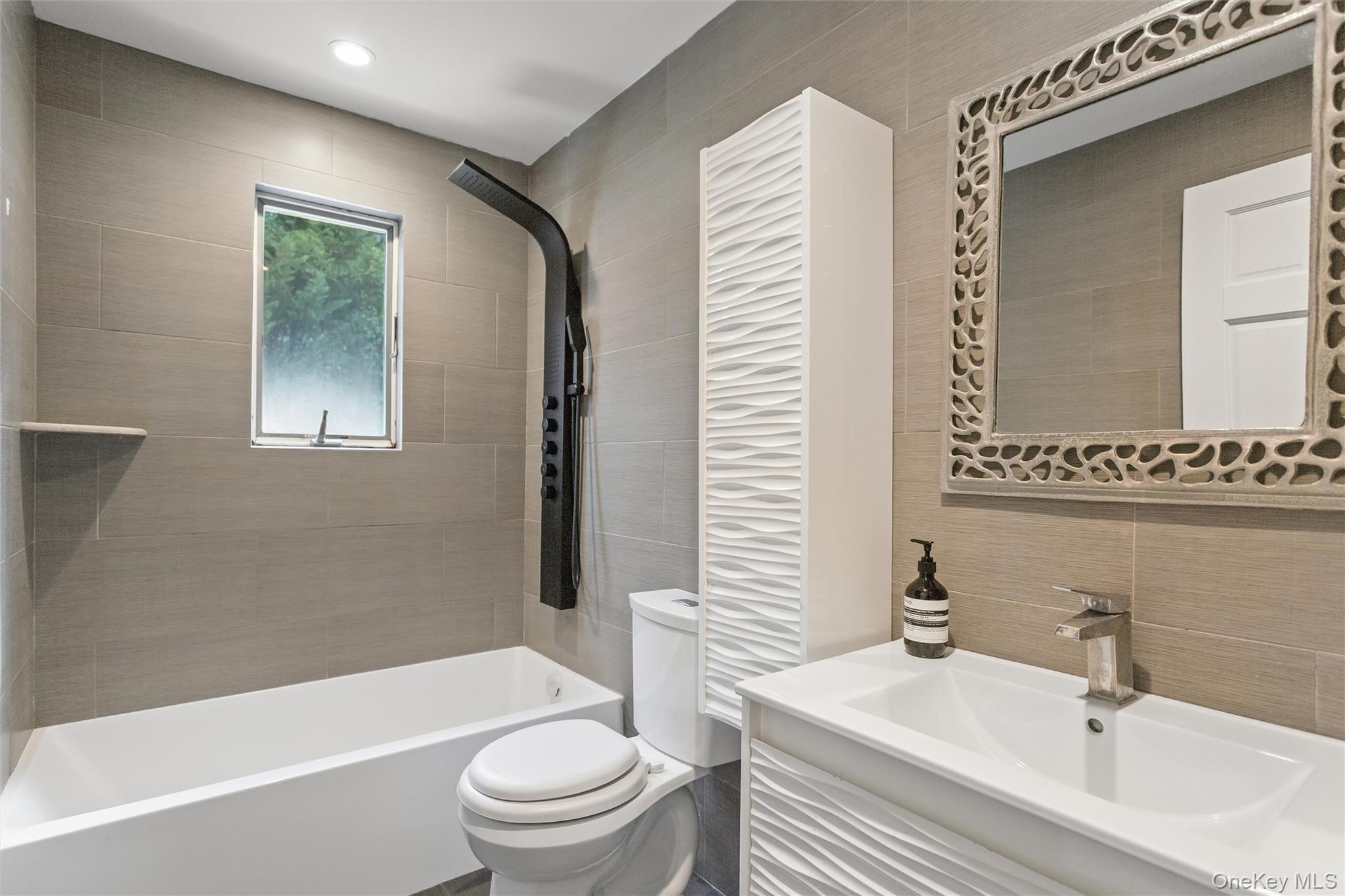 875 Channel Road – For Sale photo 20