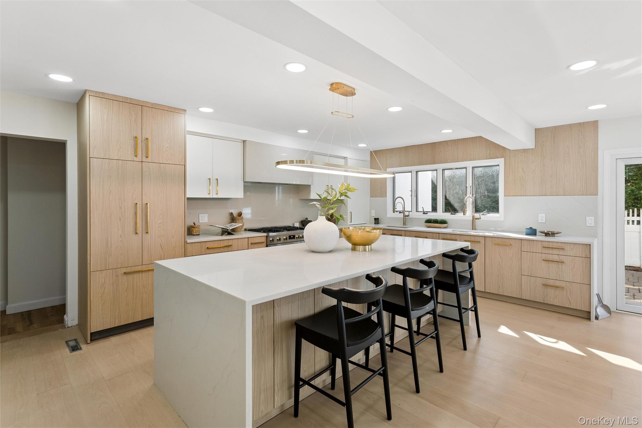 875 Channel Road – For Sale photo 9