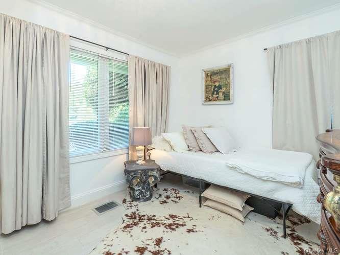 9 Robert Road – For Sale photo 21