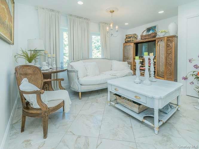 9 Robert Road – For Sale photo 5