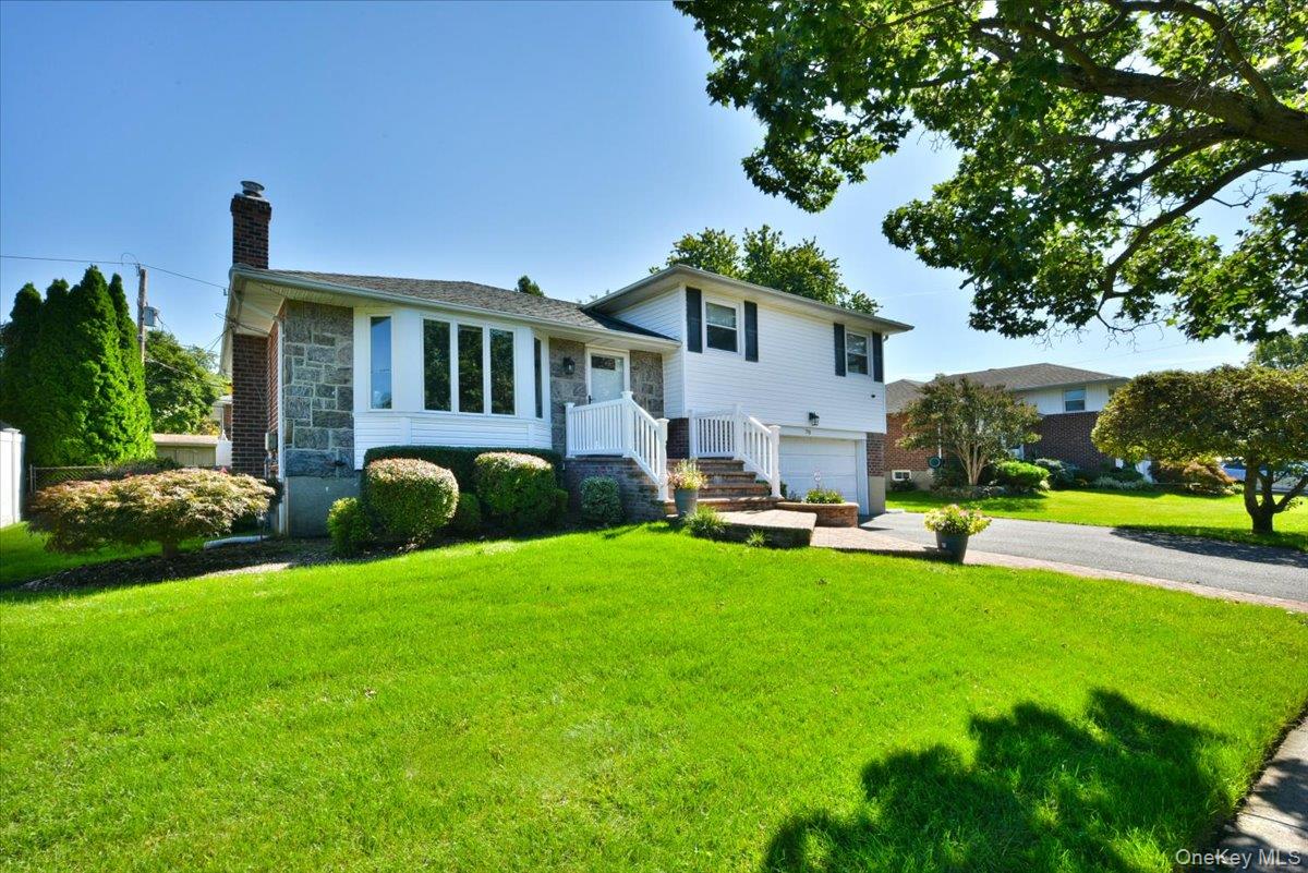 70 Glenwood Road – For Sale photo 2