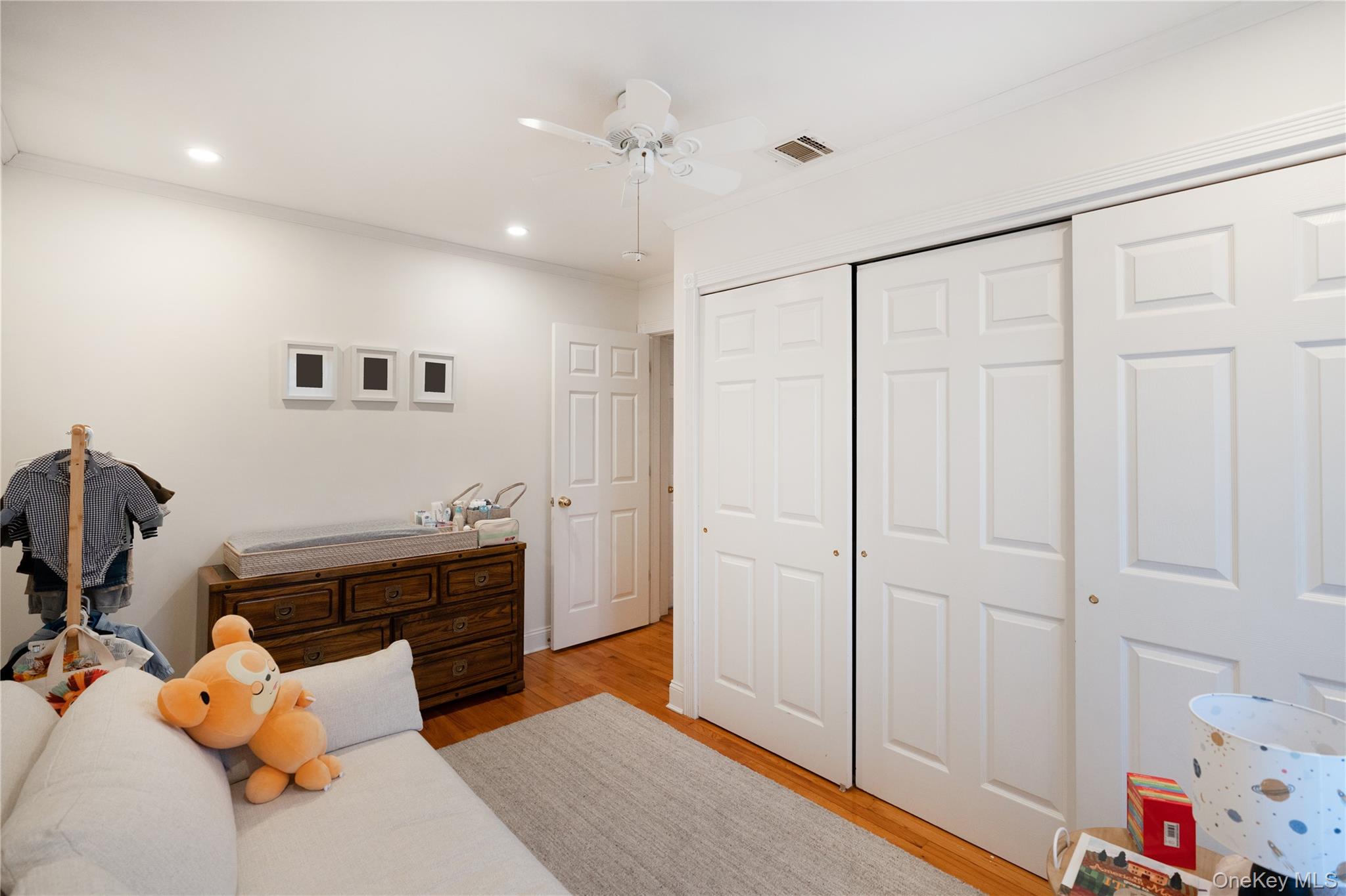 8 Bay Road – For Rent photo 18