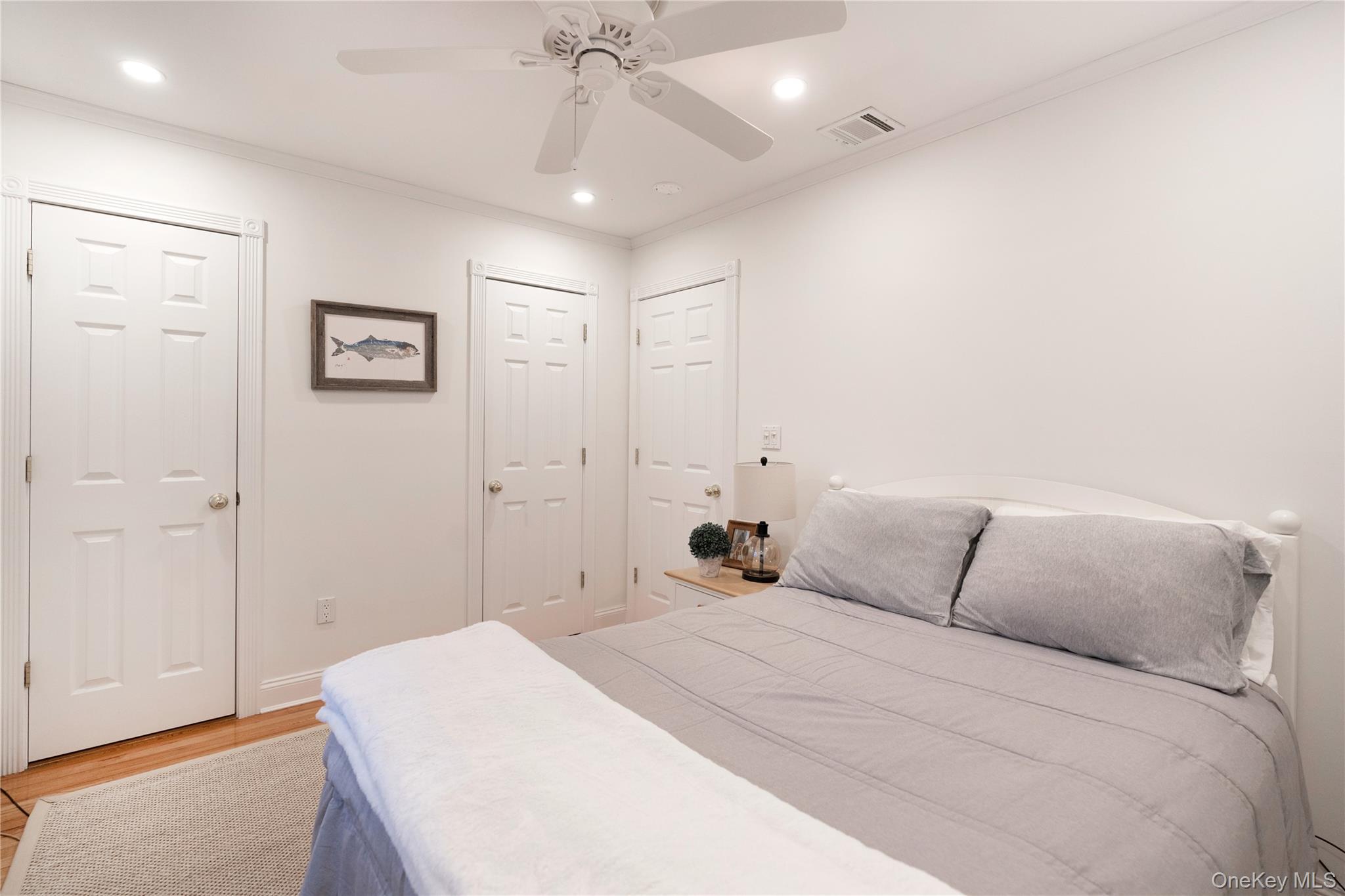 8 Bay Road – For Rent photo 19