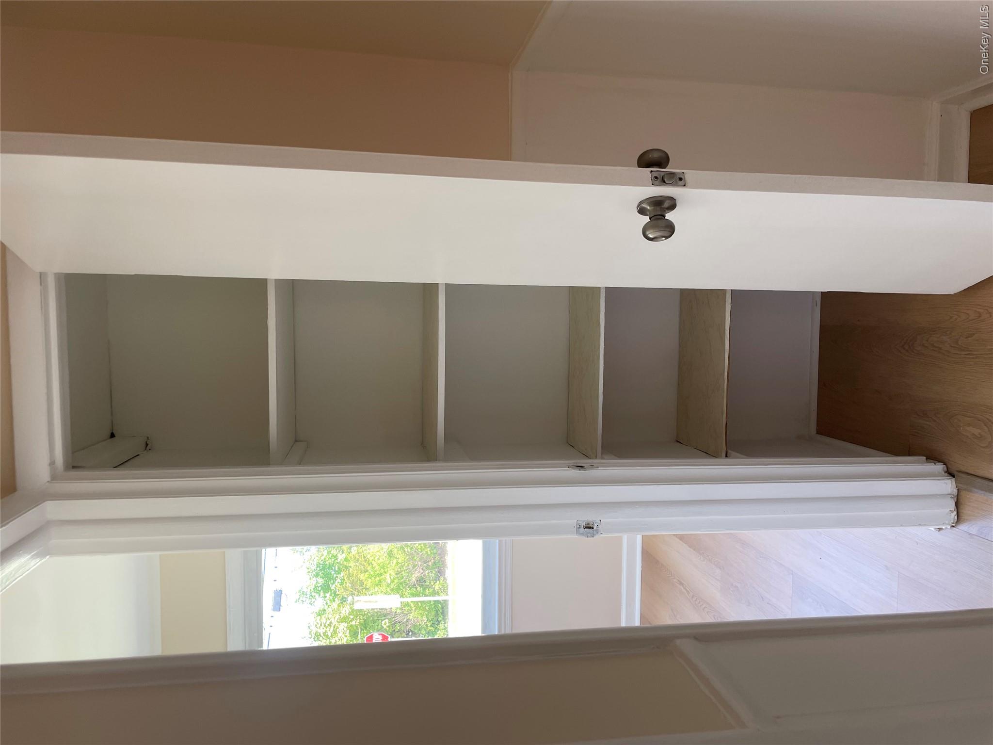 301 Jackson Avenue – For Rent photo 6