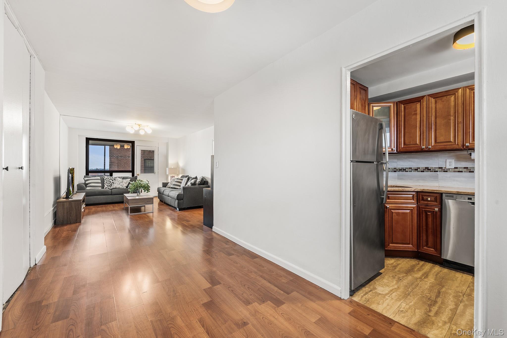 61-25 98th Street, Unit 9F photo 3