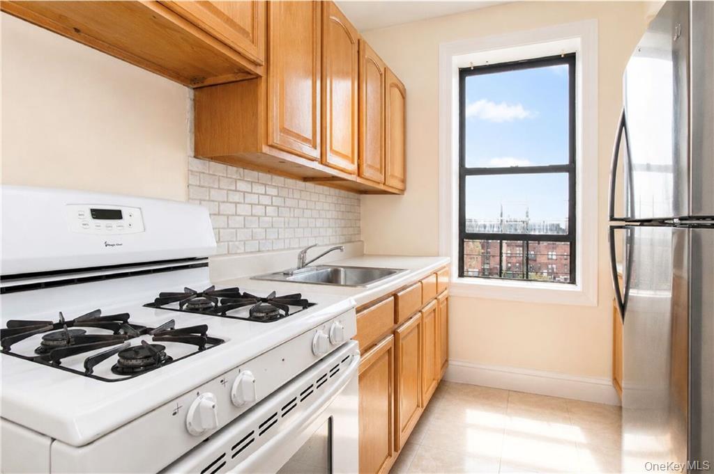 1289 E 19th Street, Unit F7 photo 7