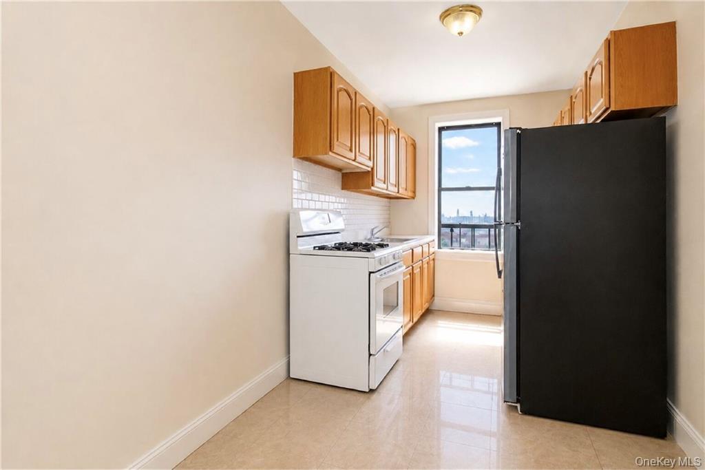 1289 E 19th Street, Unit F7 photo 6