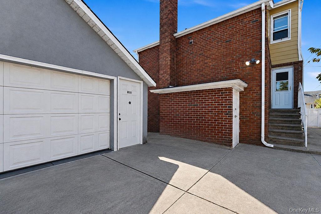 99-11 159th Avenue – For Sale photo 26