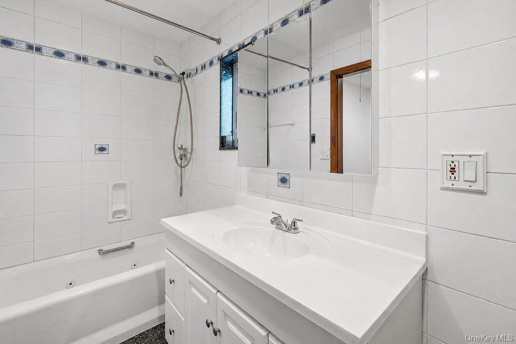 99-11 159th Avenue – For Sale photo 10