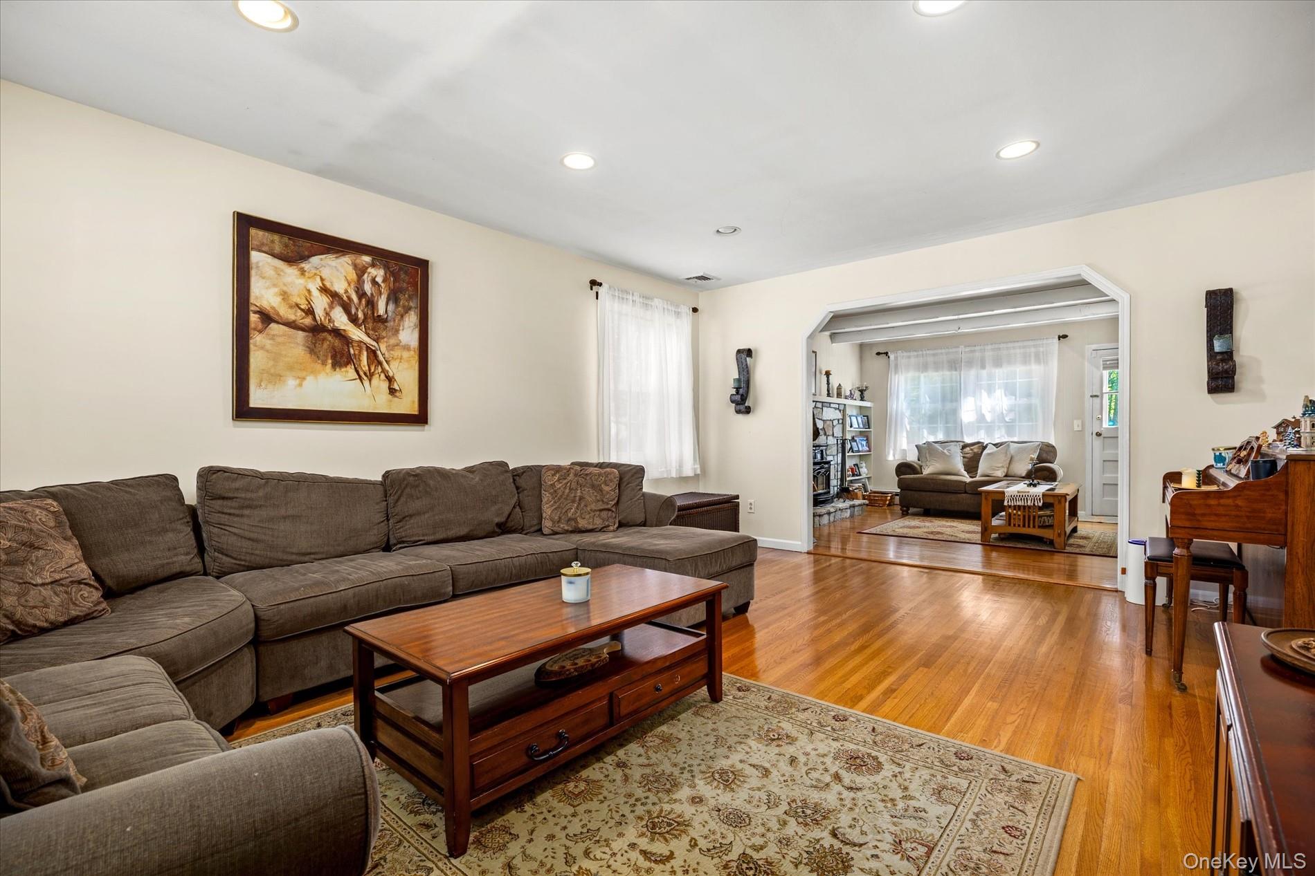 9 Charlemagne Drive – For Sale photo 7