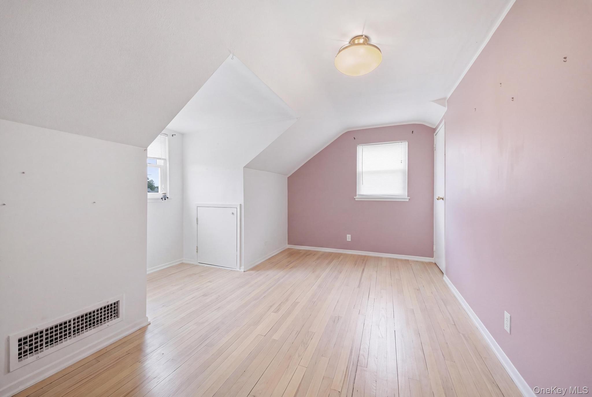 66 Caroline Avenue – For Sale photo 16
