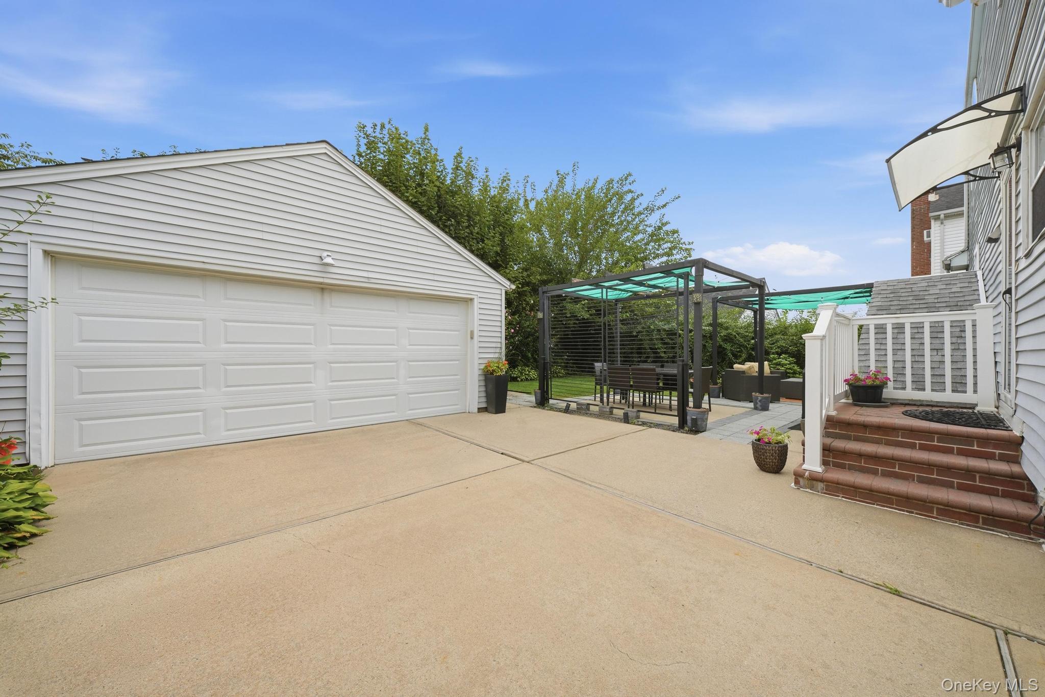 66 Caroline Avenue – For Sale photo 25