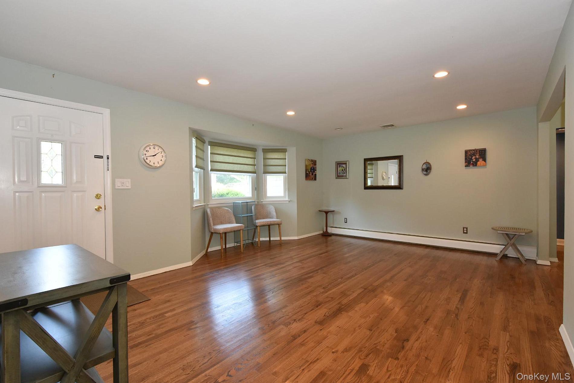 14 Milburn – For Sale photo 2