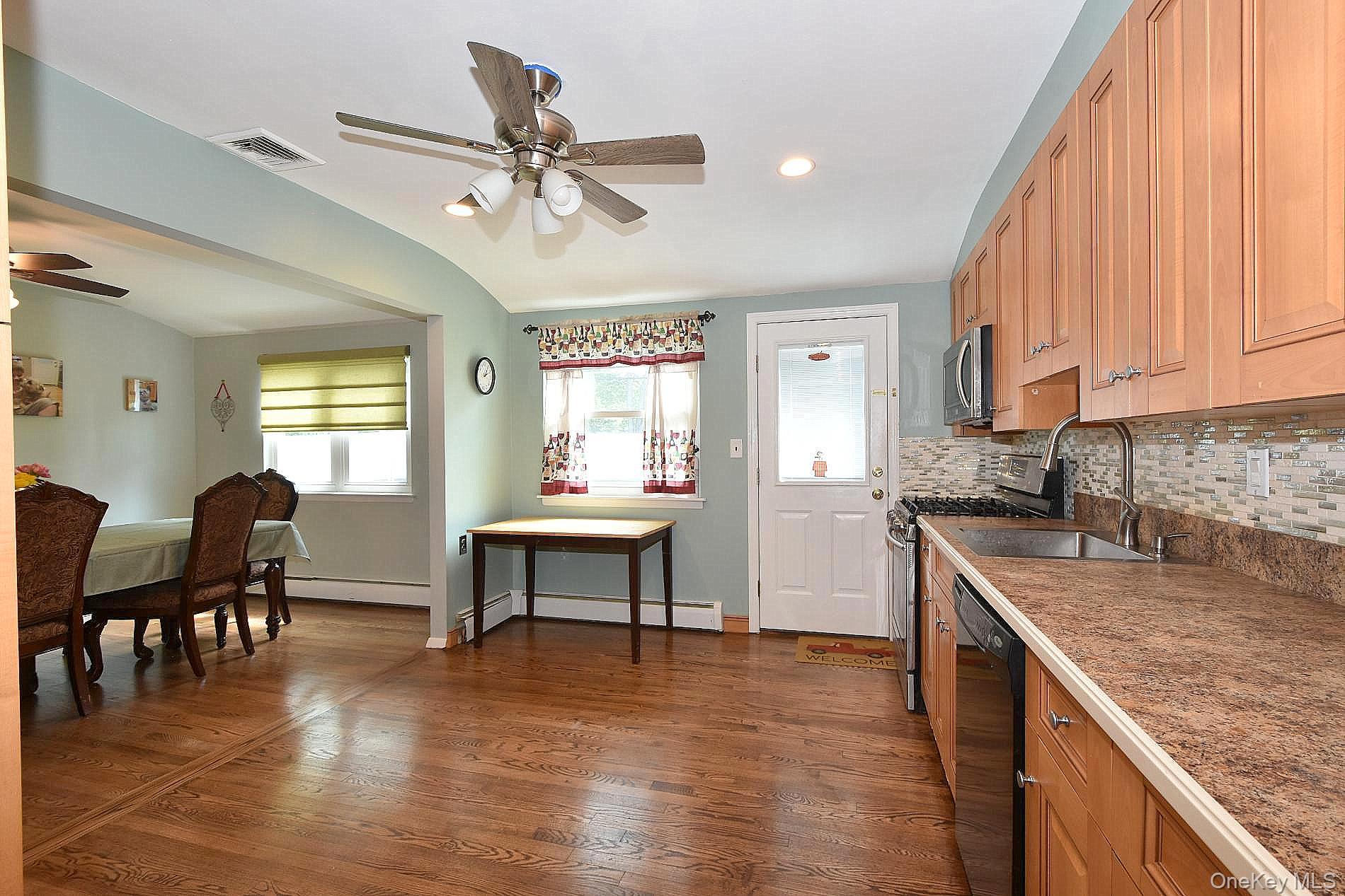 14 Milburn – For Sale photo 10