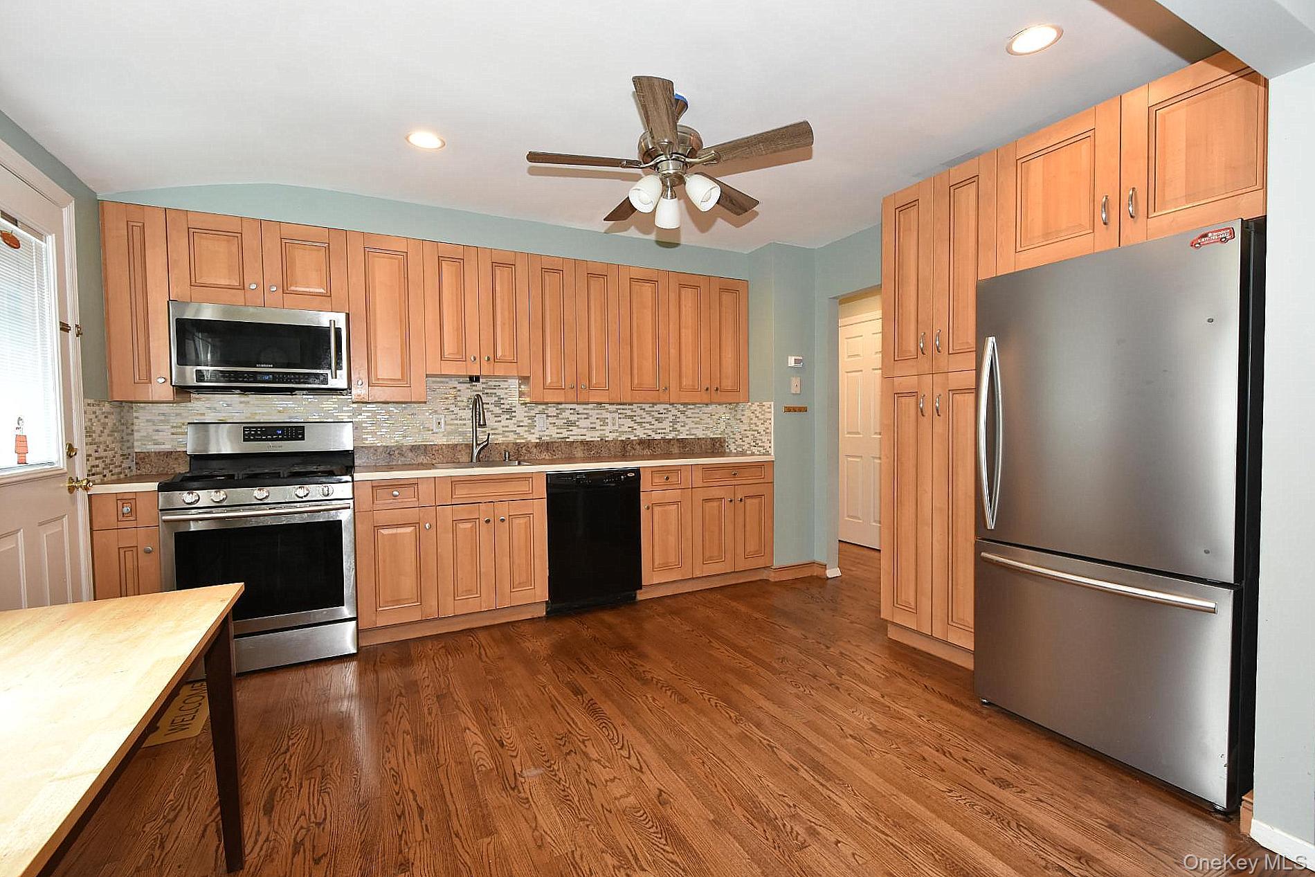 14 Milburn – For Sale photo 8