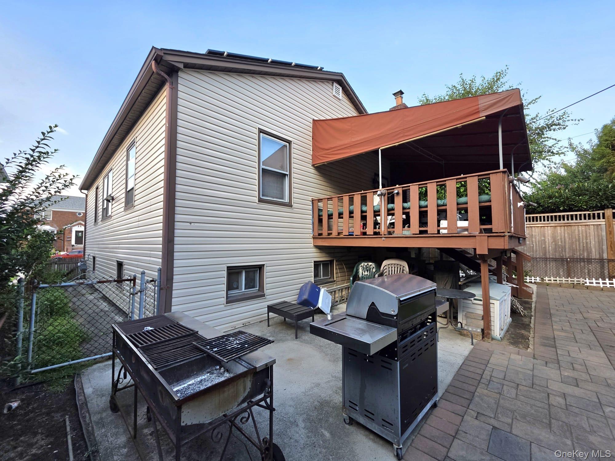 354 E Beech Street – For Sale photo 9