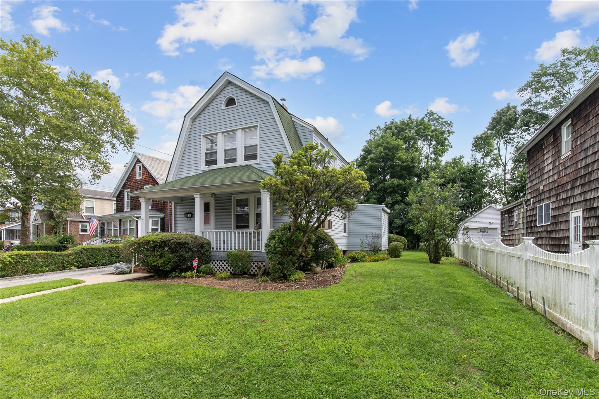 48 Saint Marks Place – For Sale