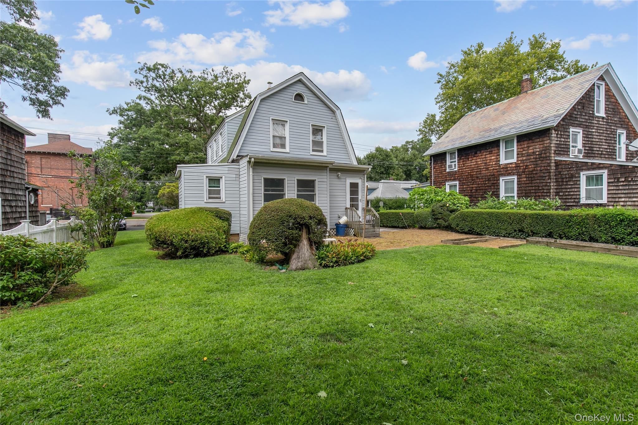 48 Saint Marks Place – For Sale photo 3