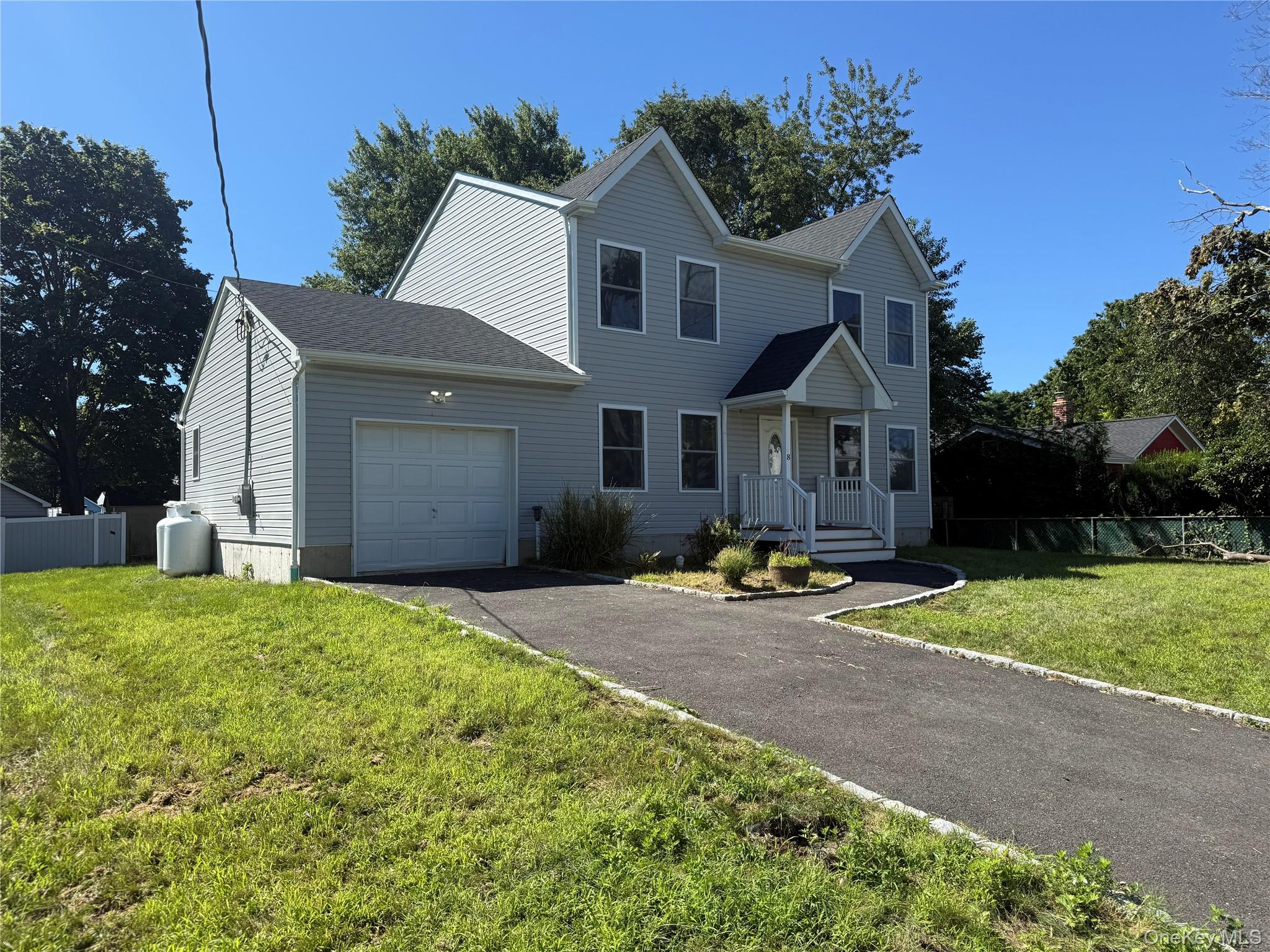 8 W Narcissus Road – For Sale