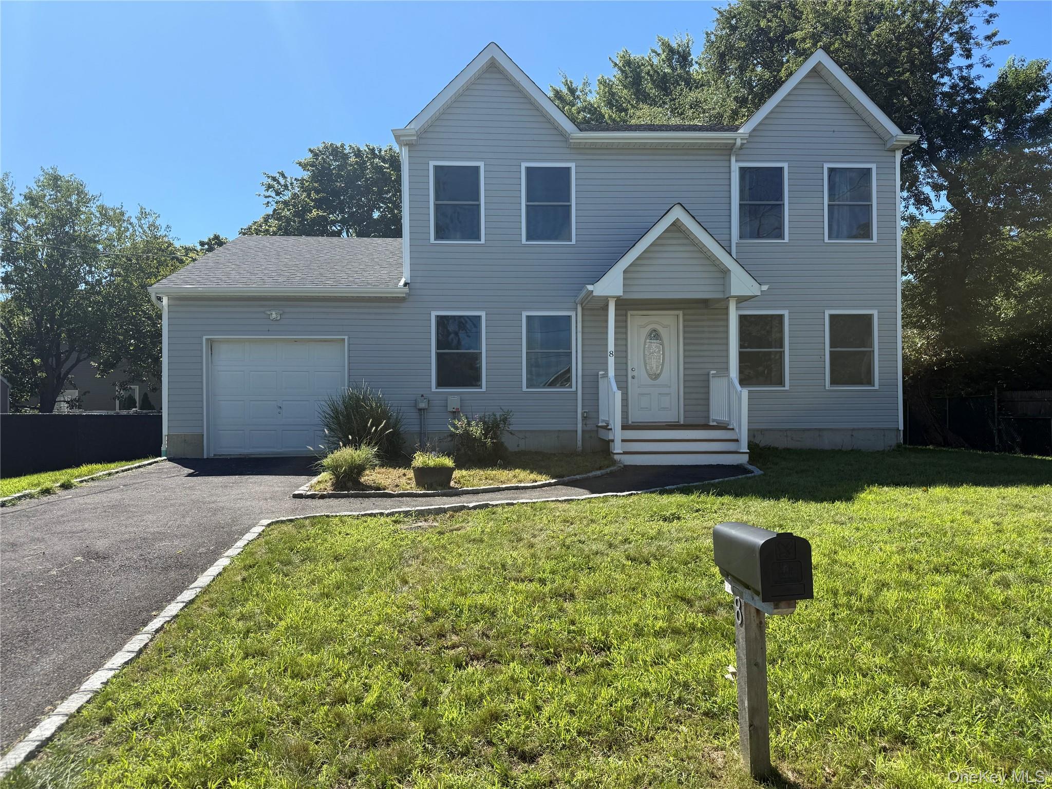8 W Narcissus Road – For Sale photo 2