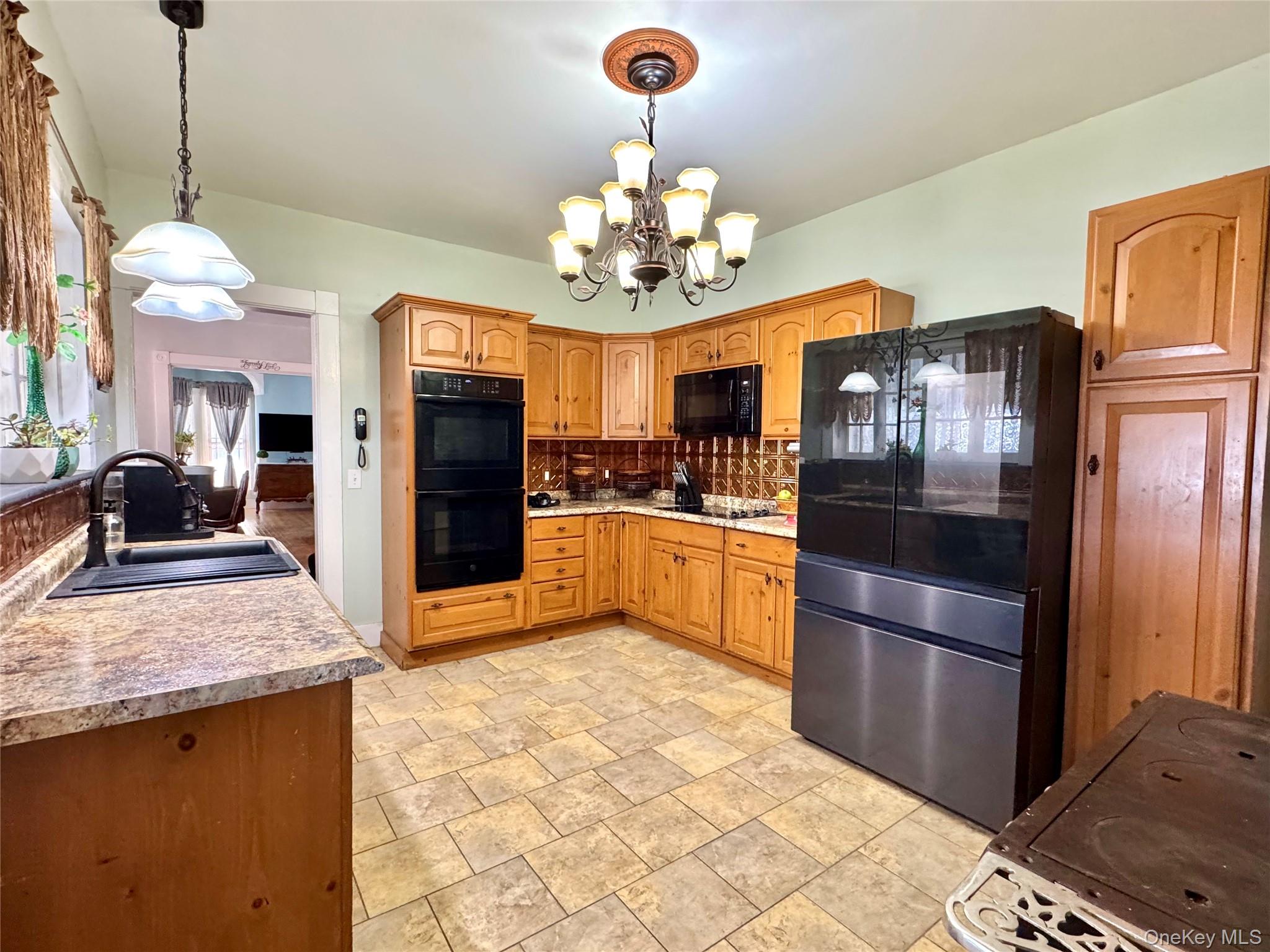 4916 Rt 81 – For Sale photo 9