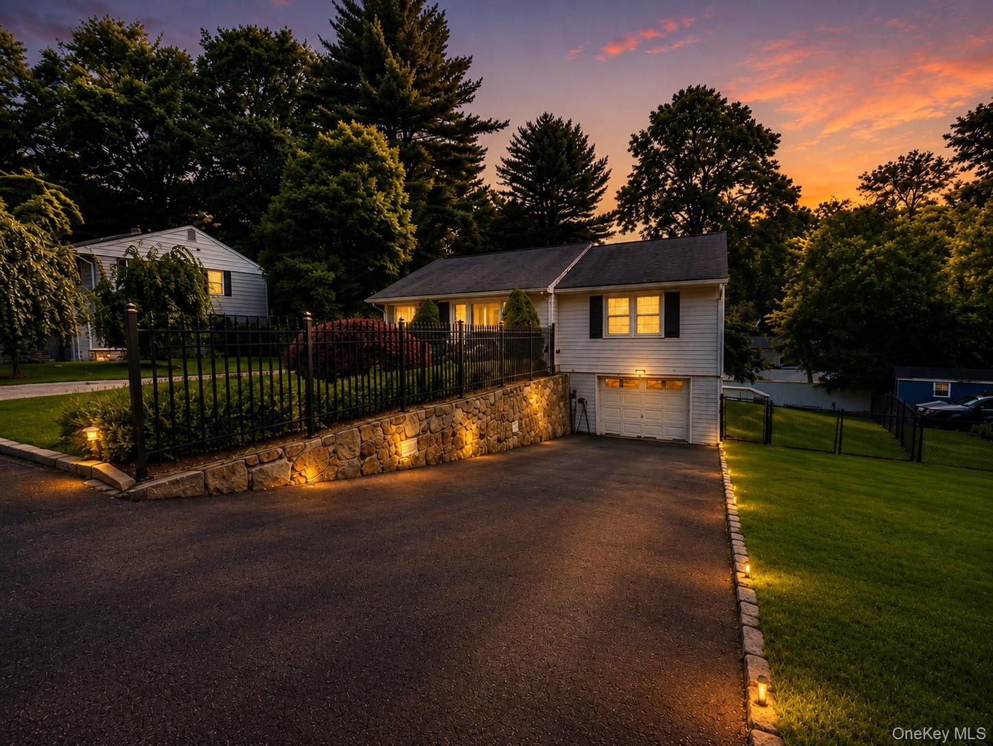 3 School Street – For Sale photo 13