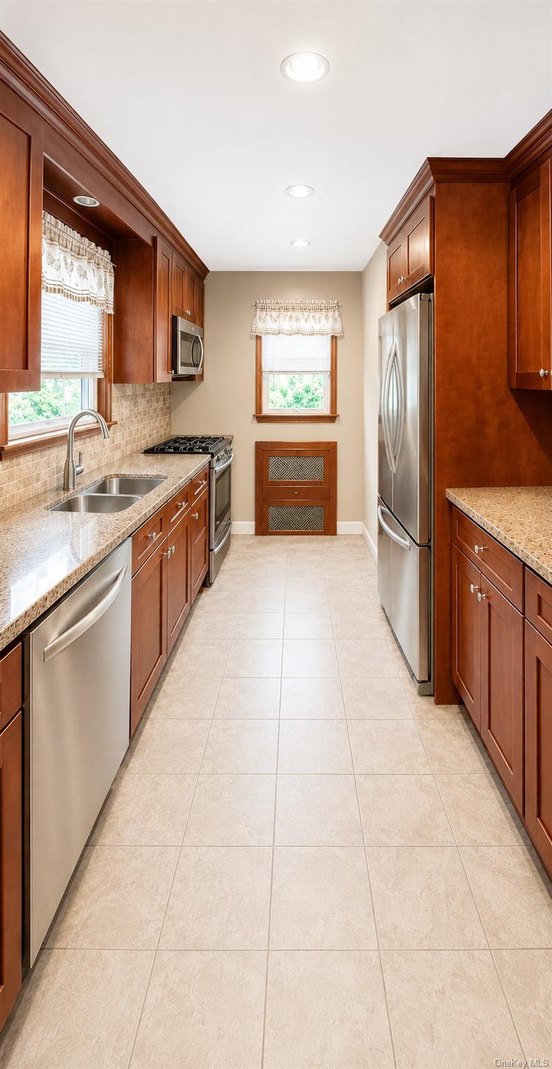 3 School Street – For Sale photo 3