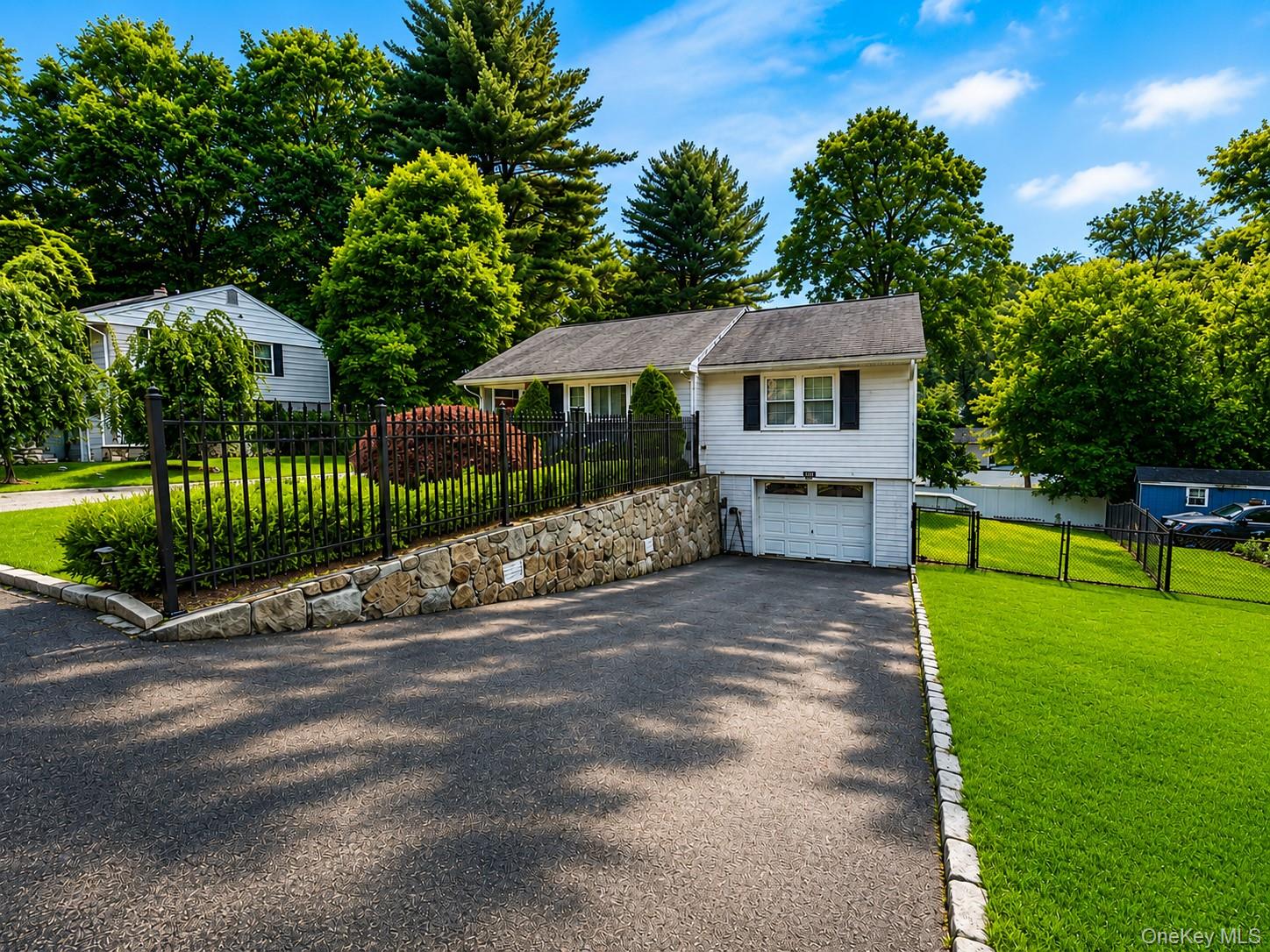 3 School Street – For Sale